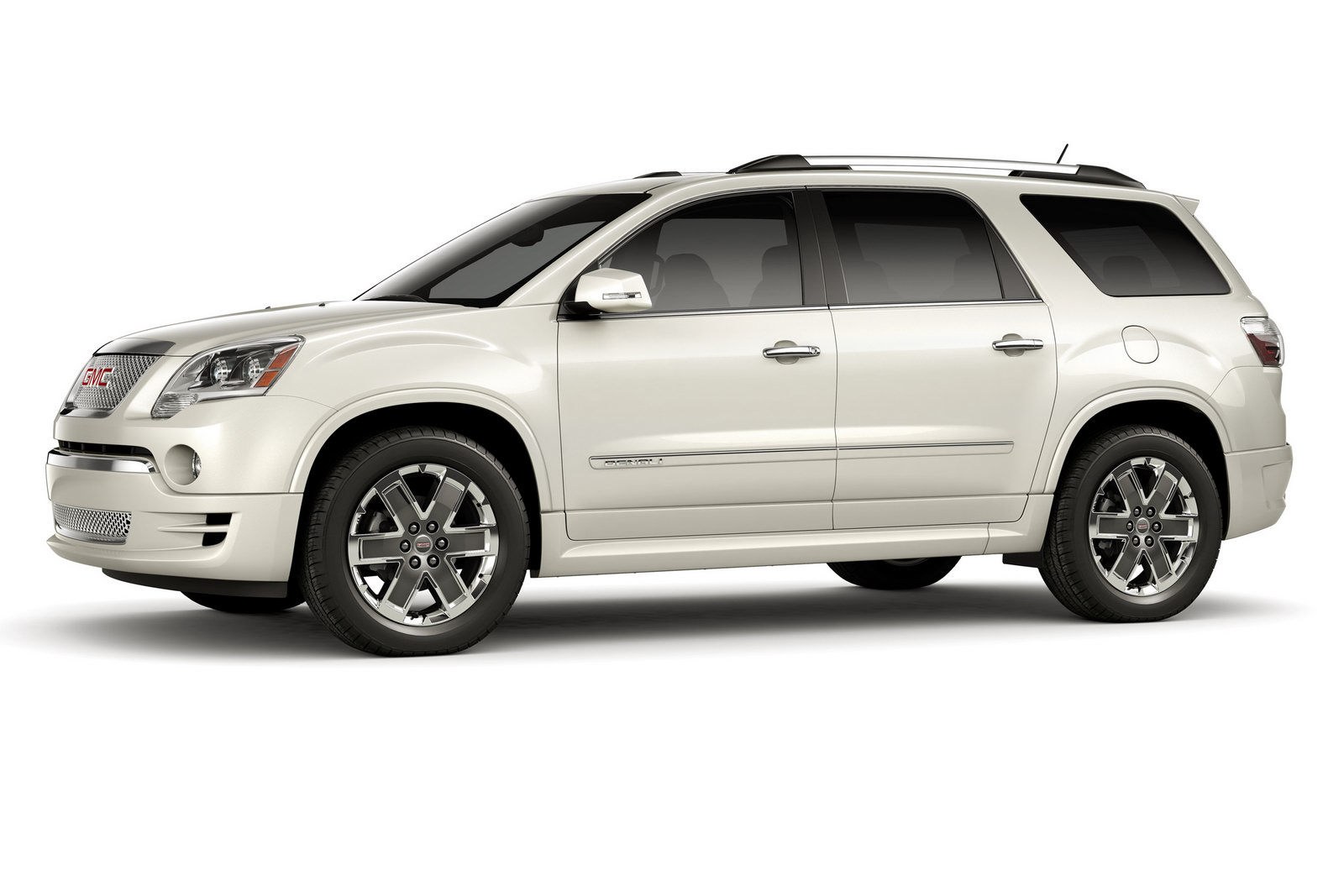 white gmc acadia suv
