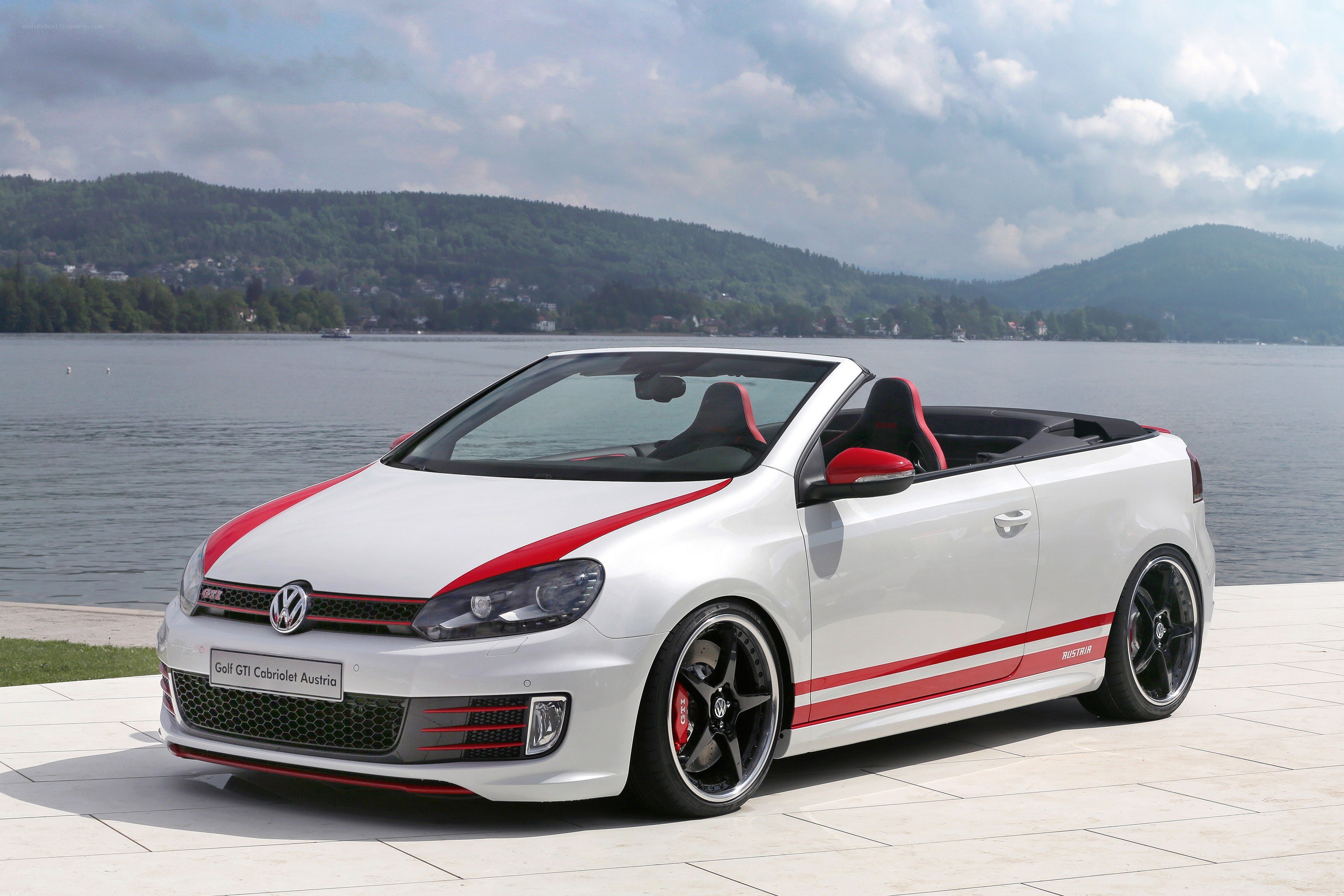 White Golf GTI Cabriolet Austria