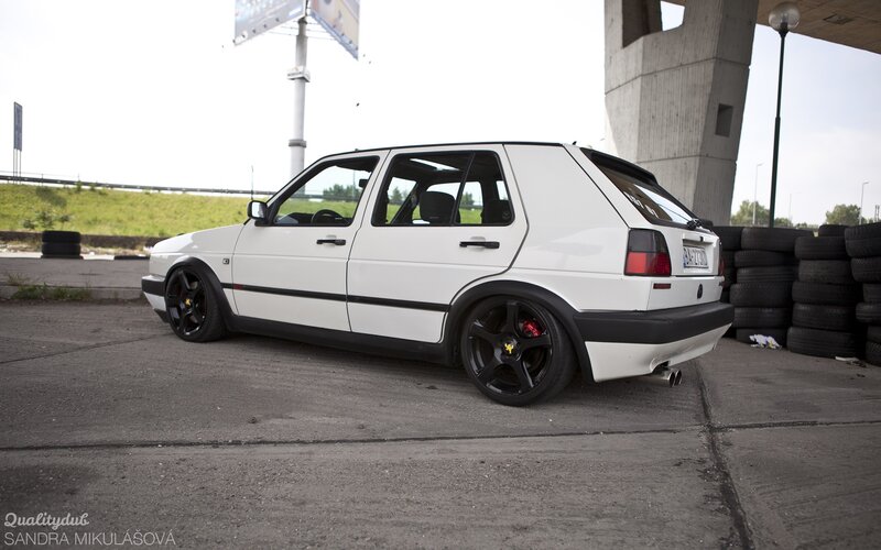 white golf mk3 hatchback