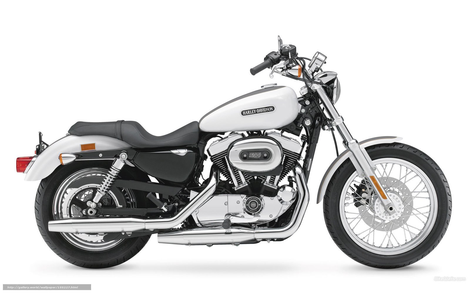 White Harley-Davidson motorcycle