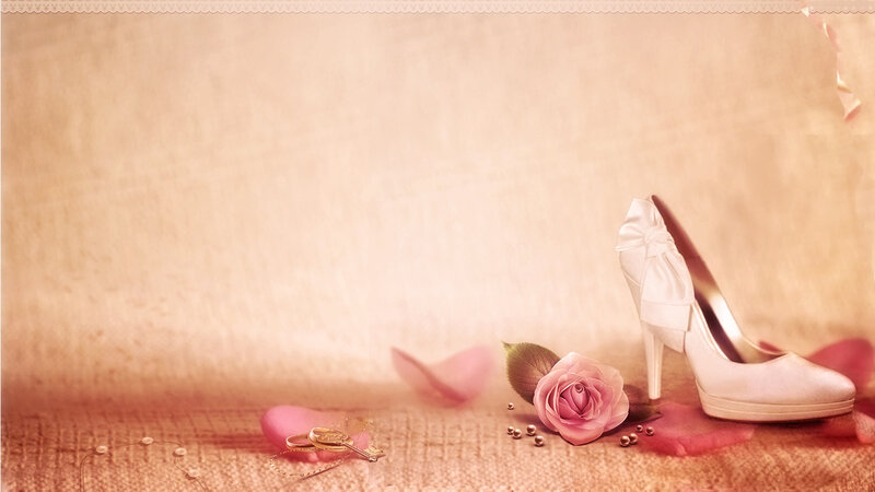White High-heeled Shoe