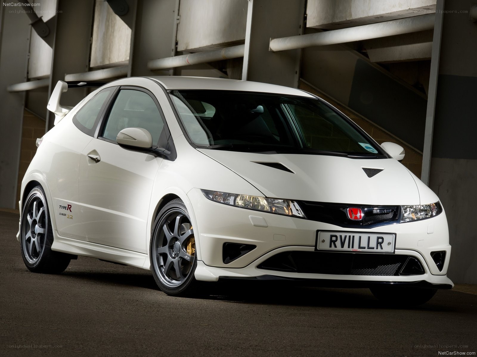 white honda civic type r