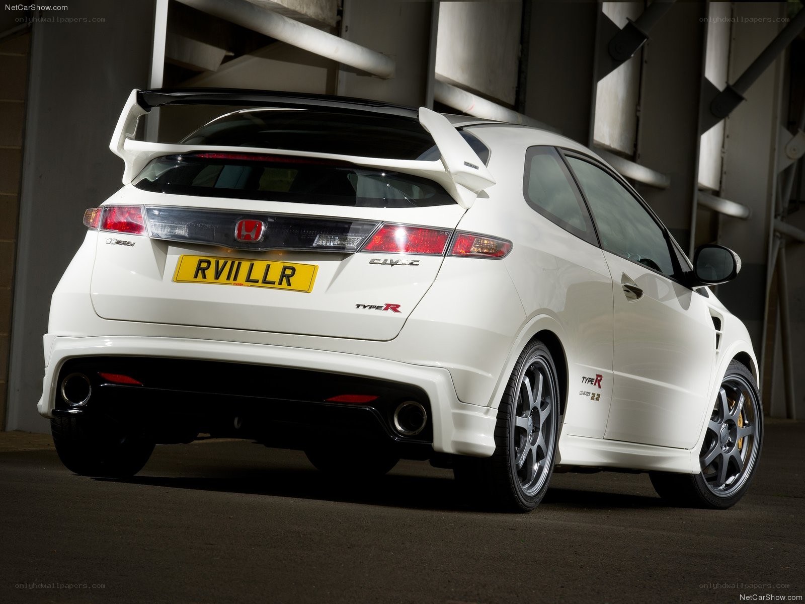 white honda civic type r