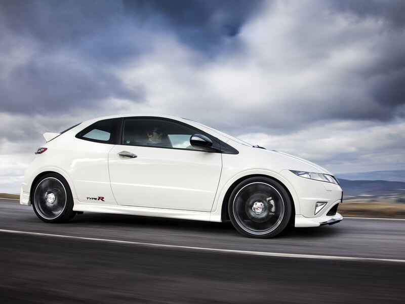 White Honda Civic Type R — Dynamic, Photograph