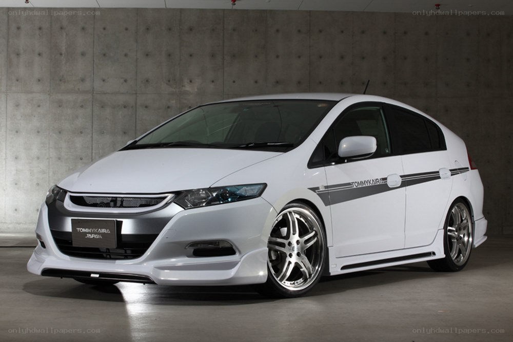 white honda insight car