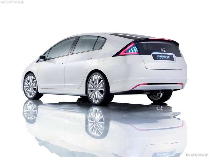 White Honda Insight Concept