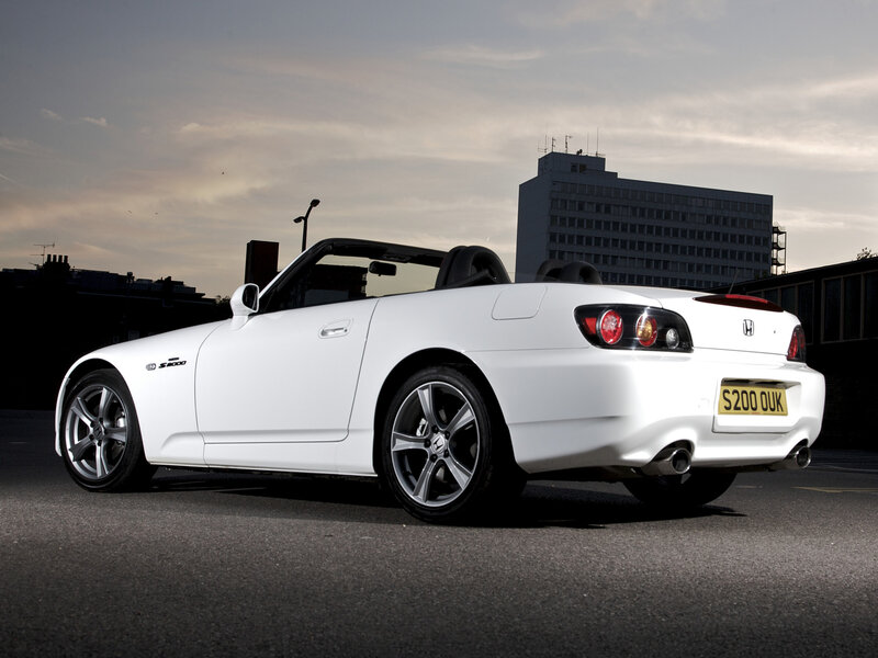 White Honda S2000
