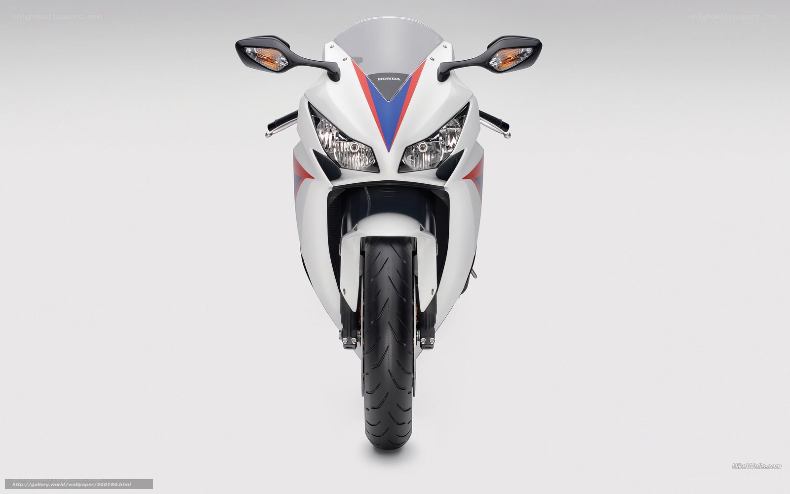 white honda sport motorcycle