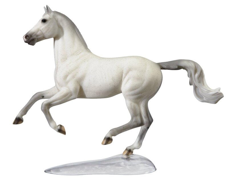 White Horse Figurine — Dynamic