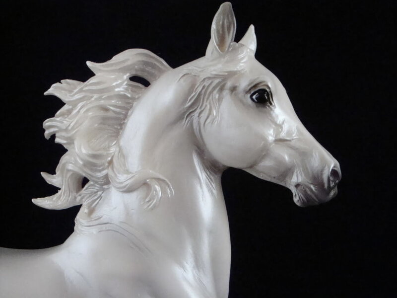 white horse sculpture