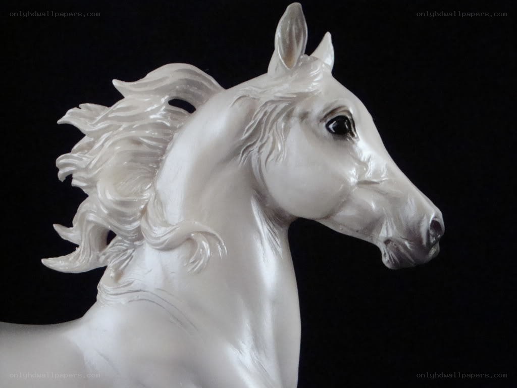 white horse sculpture