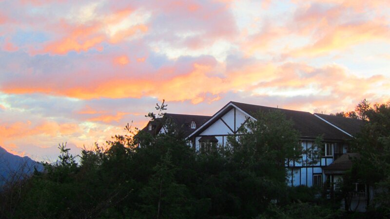 White House at Sunset — Orange