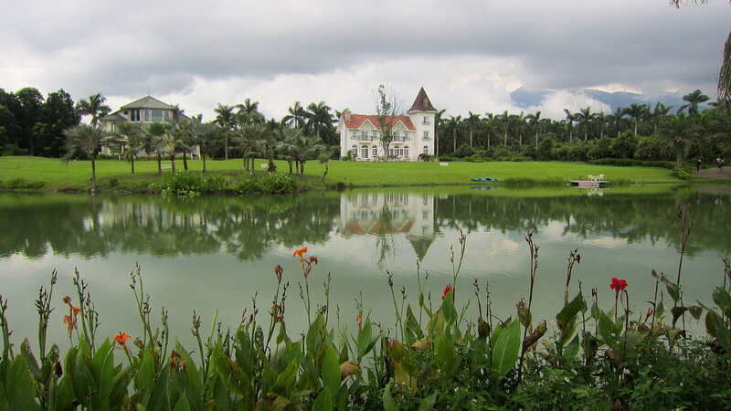 White House by Lake — Green, Serene, Afternoon, Photograph