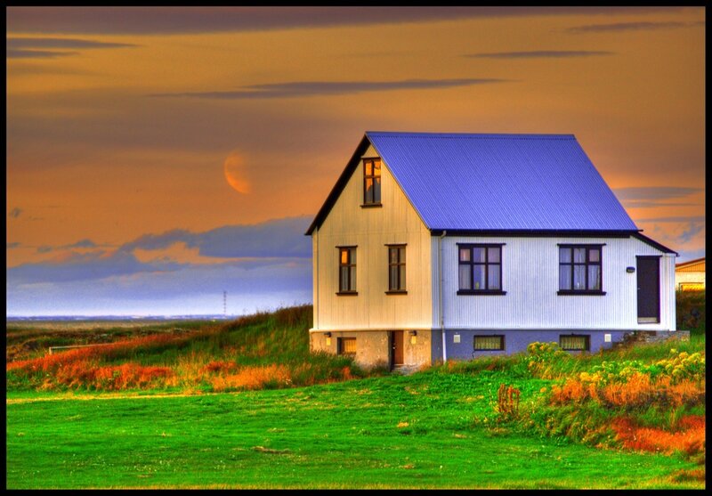 White House on Hill — Green, Dramatic