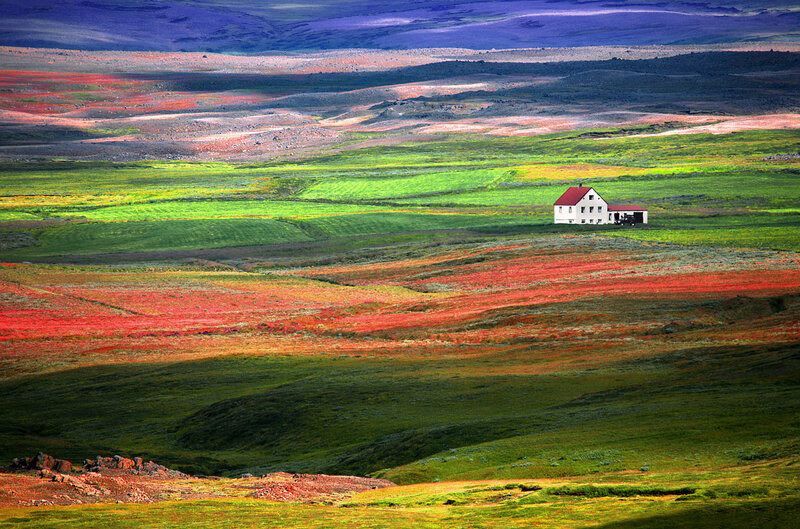 White House on Hills