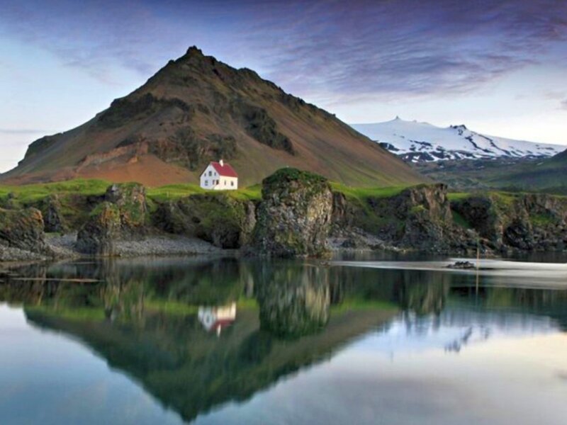 White House on Hillside