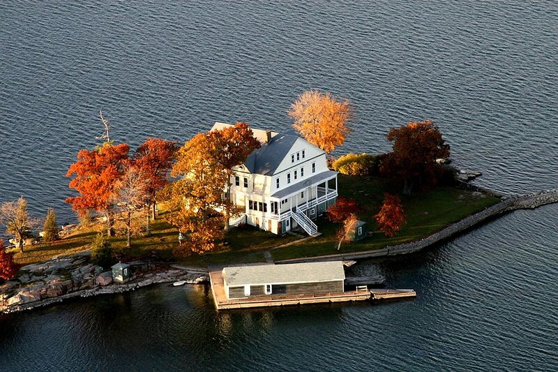 White House on Island