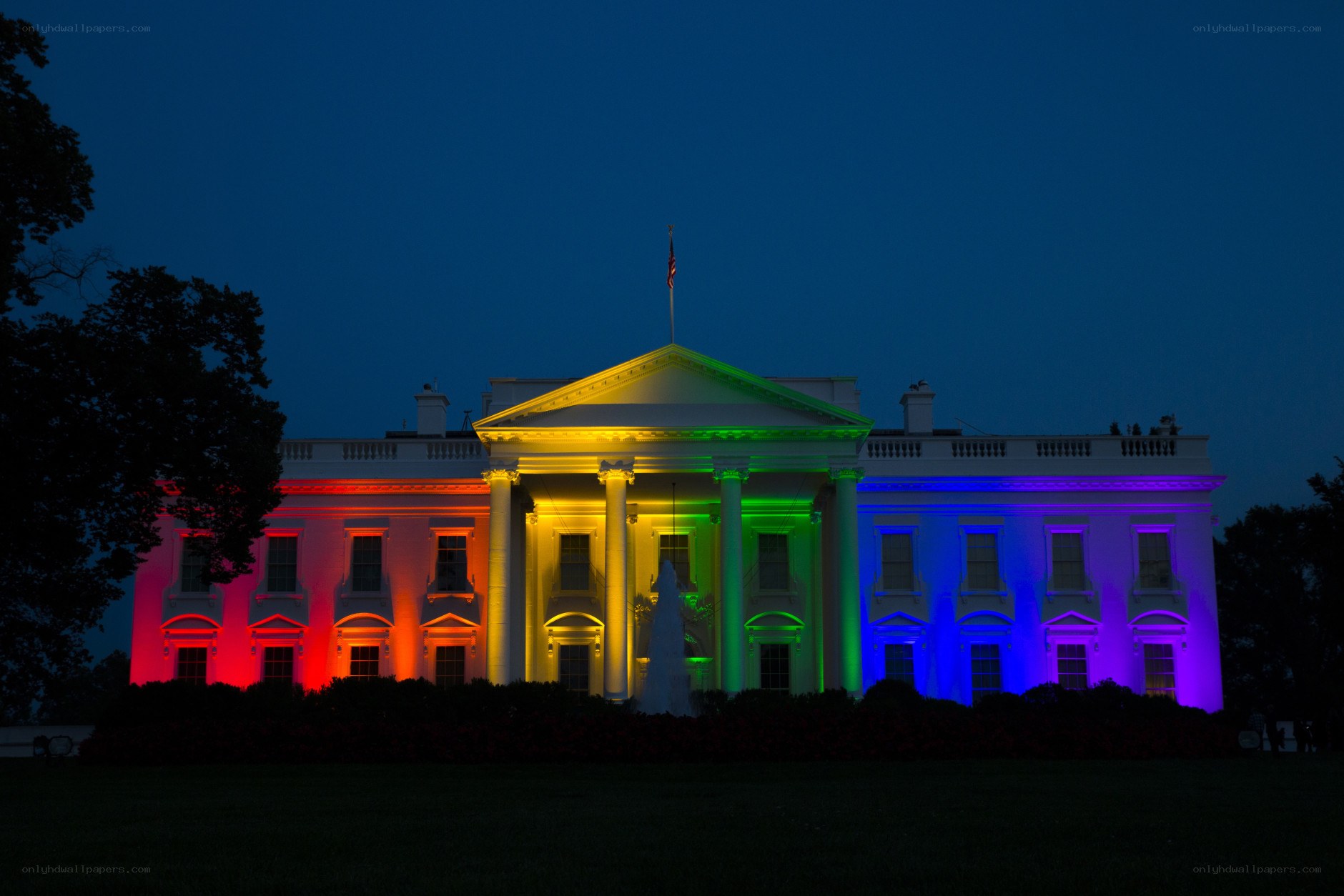 White House rainbow lighting