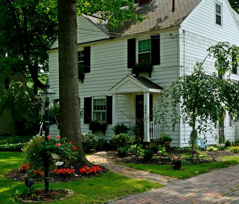 White House with Garden — Green, Serene, Afternoon, Photograph