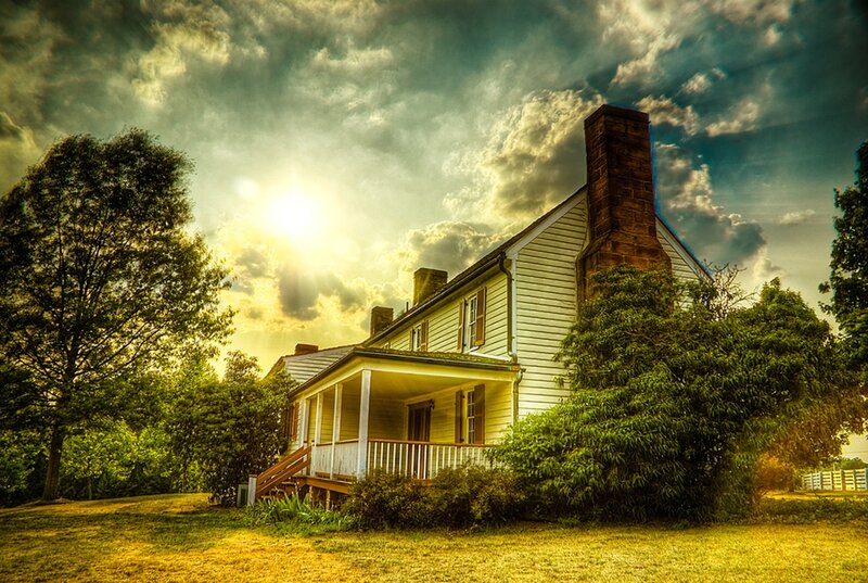 White House with Porch — Green, Dramatic