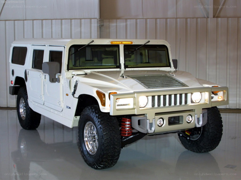 white hummer h1 suv