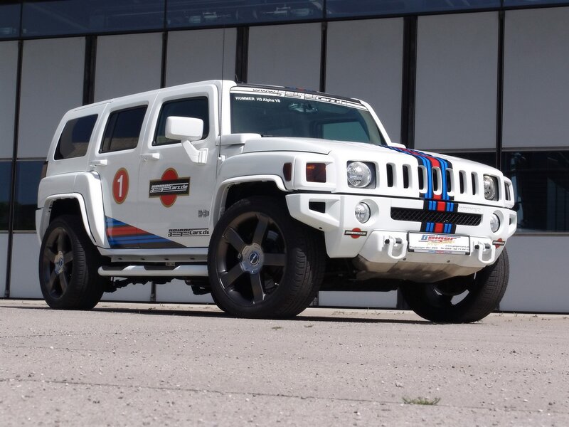 White Hummer H3