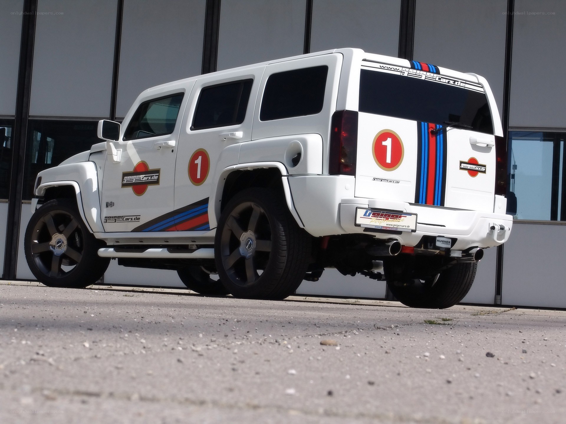white hummer with racing decals