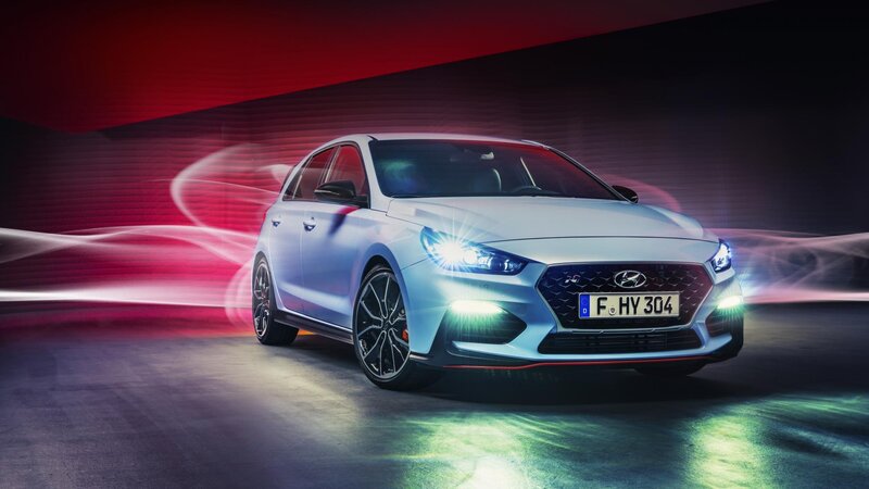 White Hyundai I30 N