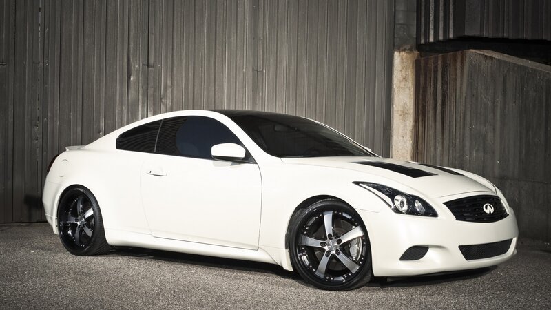 white infiniti coupe with black wheels
