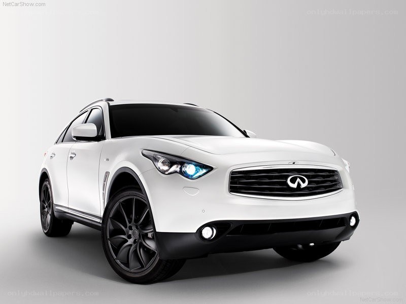white infiniti fx suv