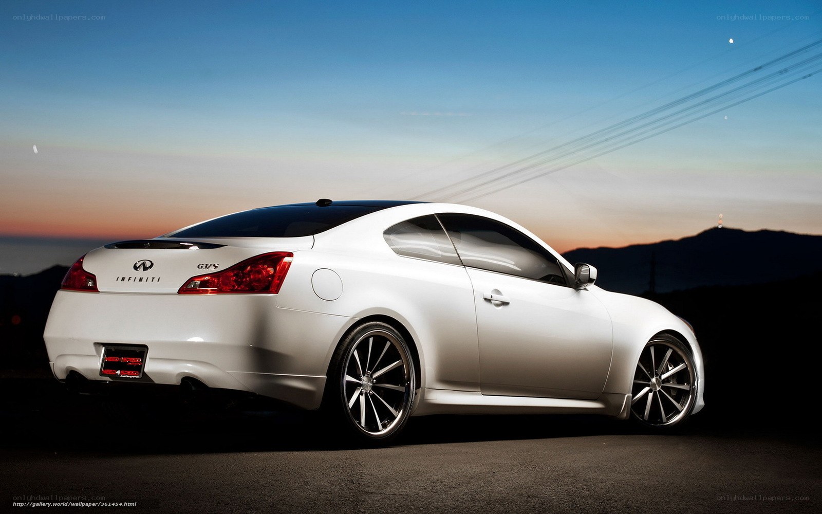 white infiniti g35s coupe