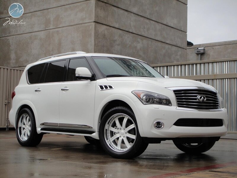 white infiniti qx56 suv