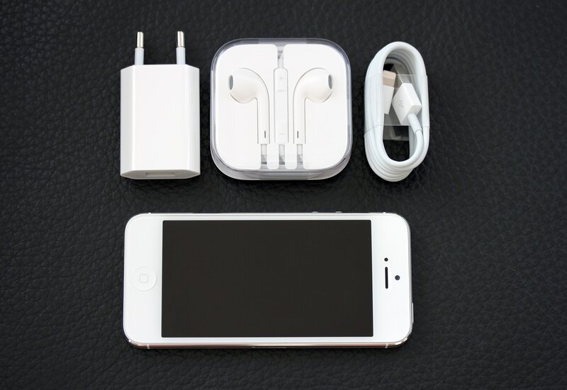 White IPhone 5s