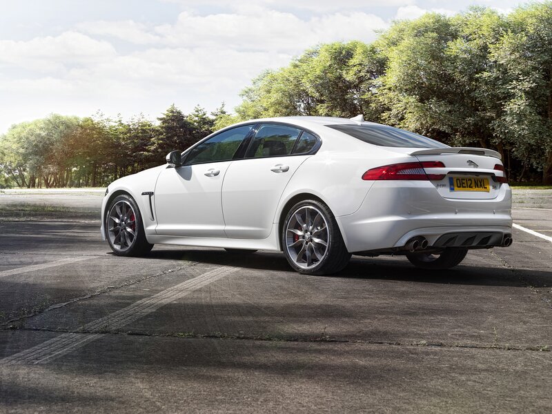 White Jaguar Xf Sedan — Calm