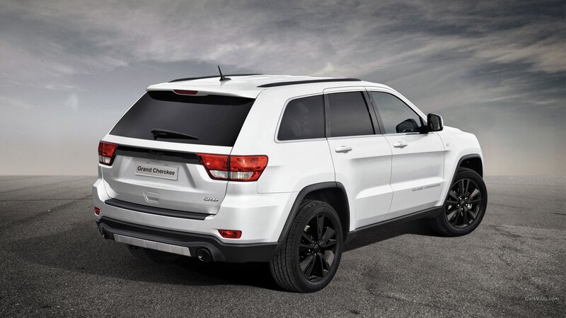 White Jeep Grand Cherokee — Dramatic, Photograph