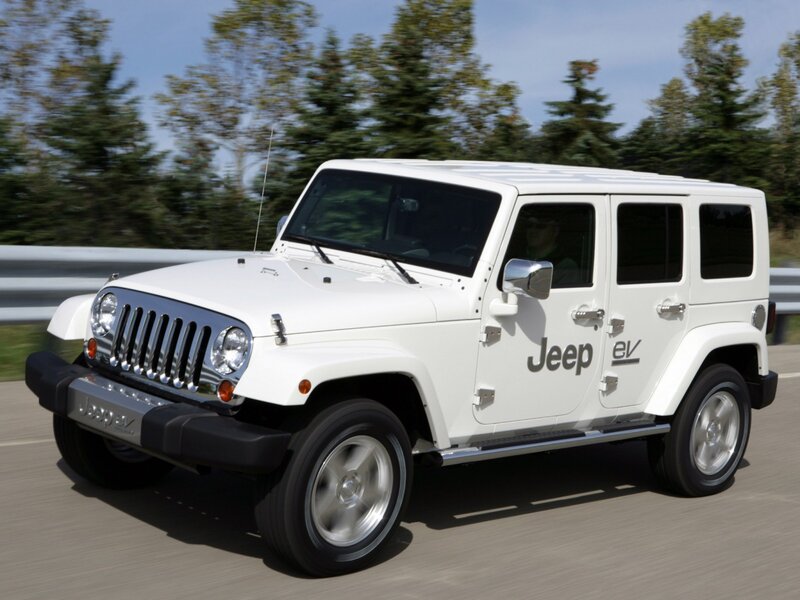 White Jeep Wrangler Ev — Dynamic