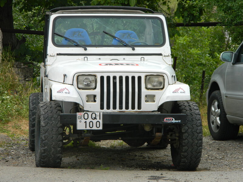 White Jeep Wrangler — Outdoor