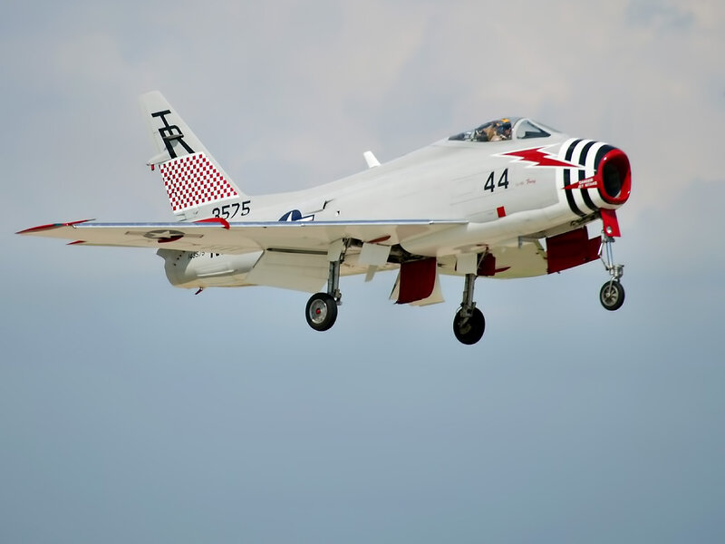White Jet Airplane — Calm