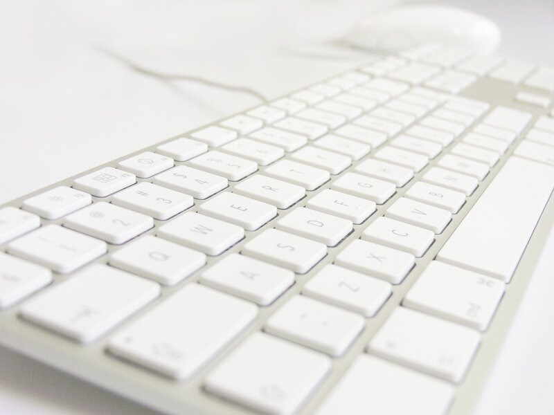 white keyboard and mouse