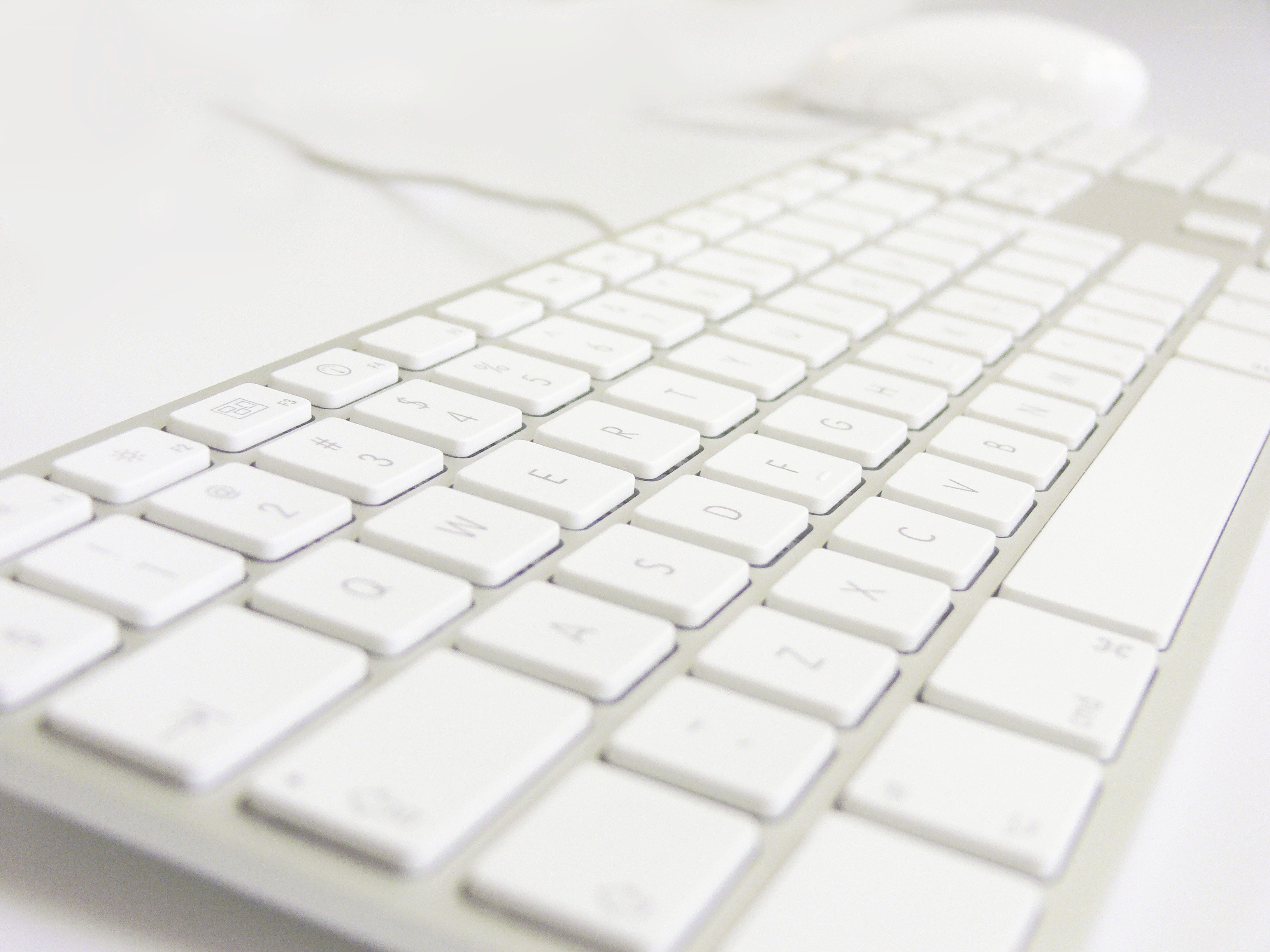 white keyboard and mouse