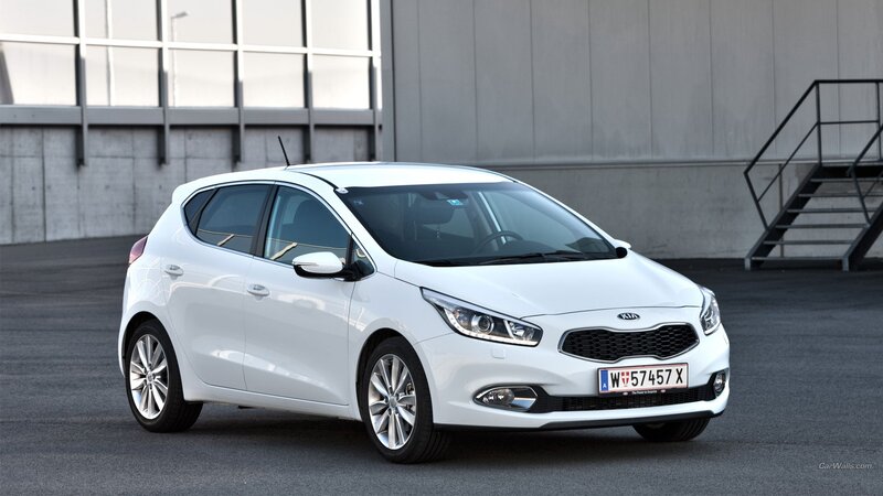 White Kia Cee'd Hatchback — Neutral, Afternoon, Photograph
