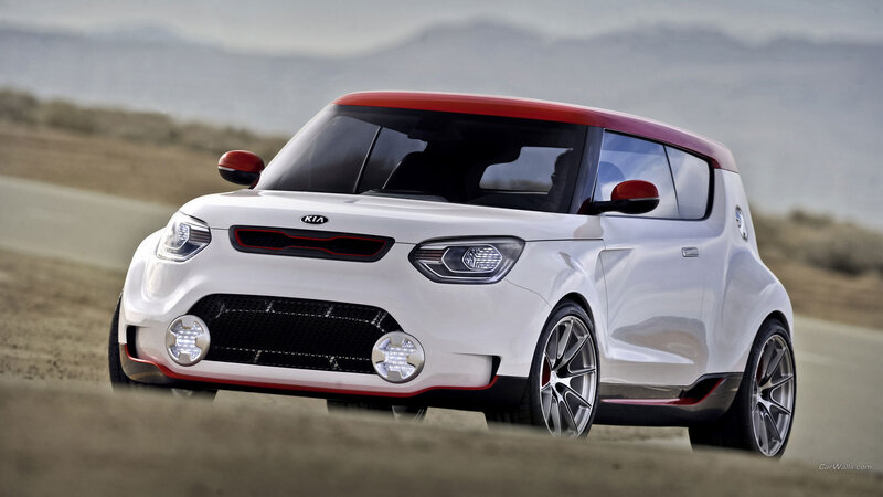 White Kia Soul Concept Car — Dynamic