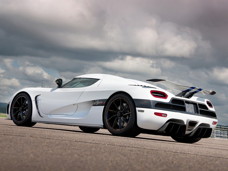 White Koenigsegg Agera R — Dramatic, Photograph