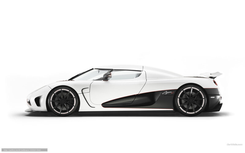 white koenigsegg agera r