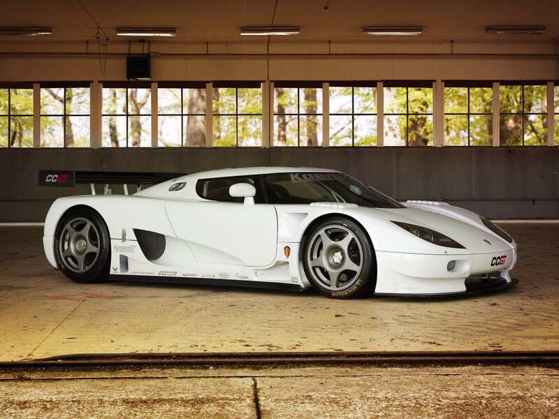 White Koenigsegg CC GT