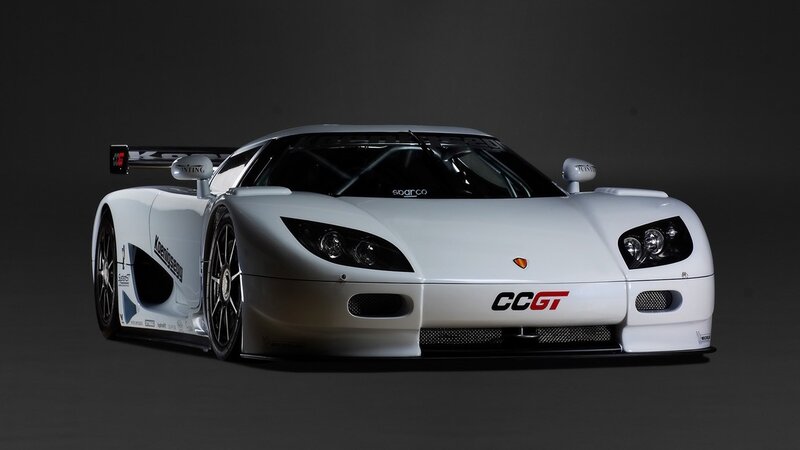 White Koenigsegg CC GT race car