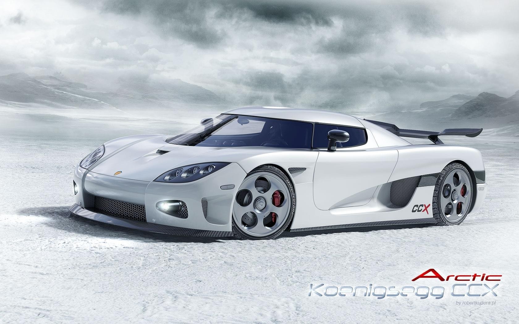 White Koenigsegg CCX