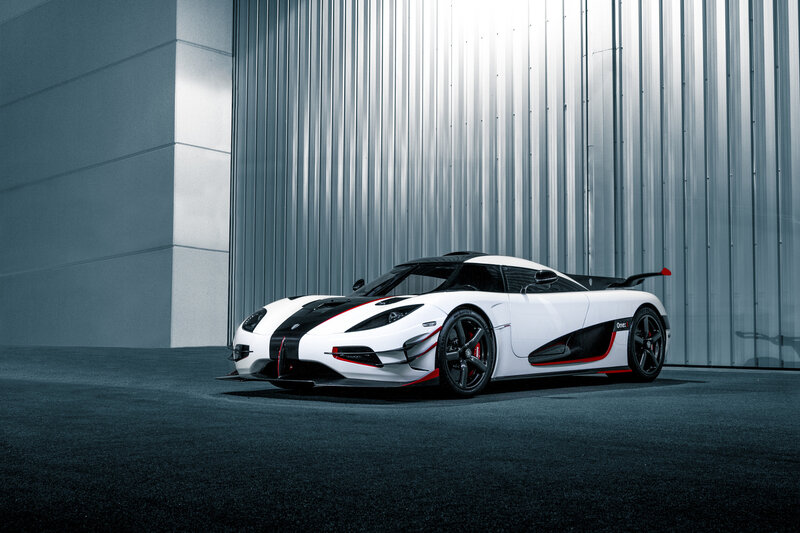 White Koenigsegg One:1