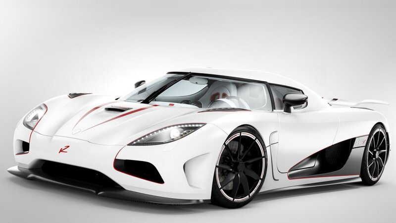 white Koenigsegg sports car