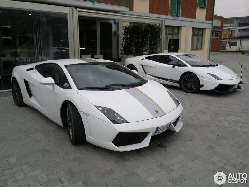 White Lamborghini Cars